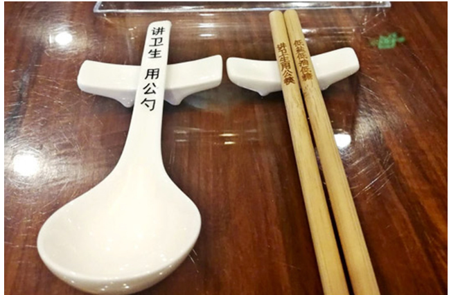 公共勺筷91看片免费版污打标机，保持“舌尖健康”